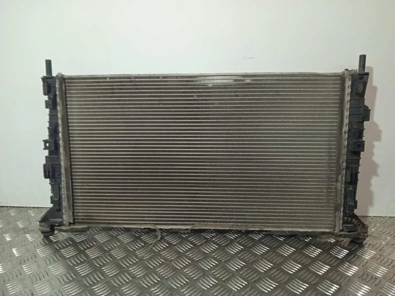 Radiador Agua para Ford Focus Berlina (Cap)