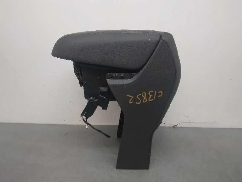 Apoyabrazos Central para Ford Kuga (Cbs)
