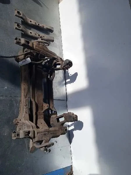 Puente Delantero para Mercedes-Benz Sprinterii Caja Cerrada (Desde 01.06)