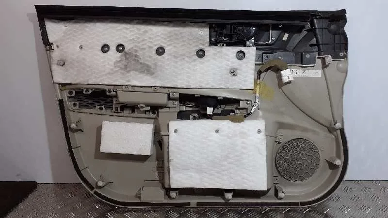 Guarnecido Puerta Delantera Derecha para Subaru Legacy Lim. B14