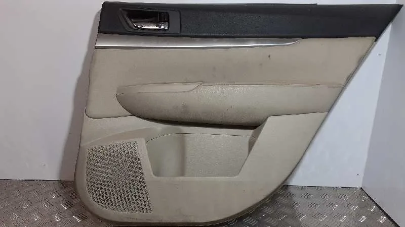 Guarnecido Puerta Trasera Derecha para Subaru Legacy Lim. B14