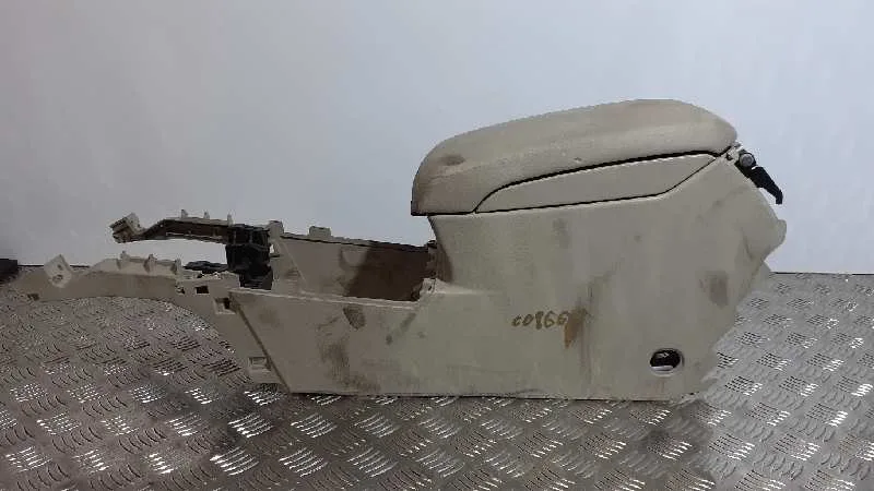 Apoyabrazos Central para Subaru Legacy Lim. B14