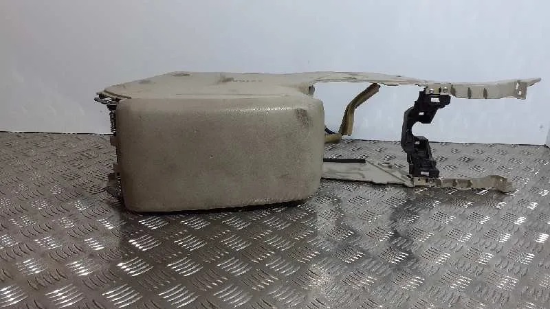 Apoyabrazos Central para Subaru Legacy Lim. B14