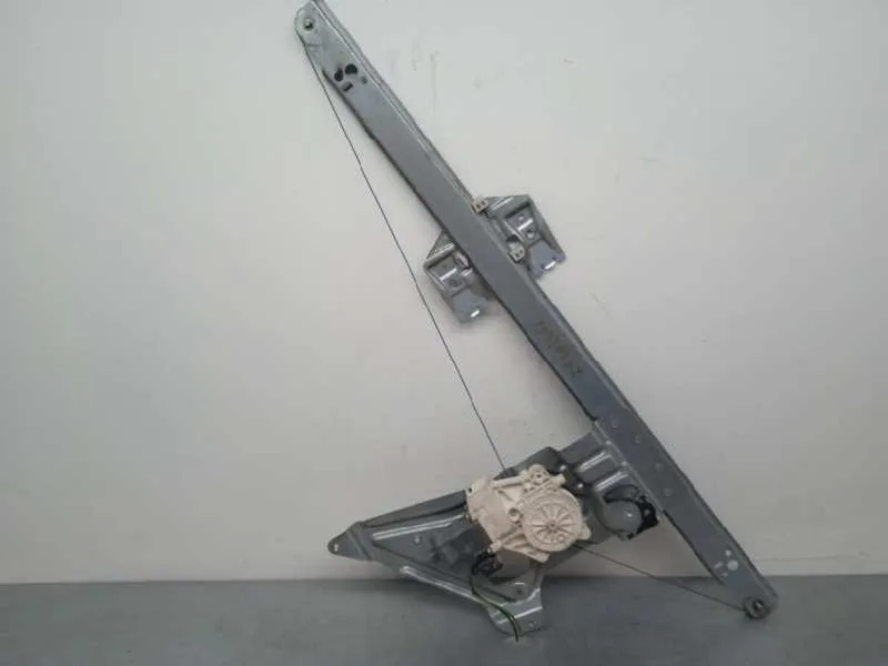 Elevalunas Delantero Izquierdo para Mercedes-Benz Sprinterii Caja Cerrada (Desde 01.06)