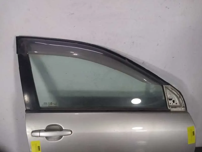 Puerta Delantera Derecha para Toyota Corolla Familiar (E12)