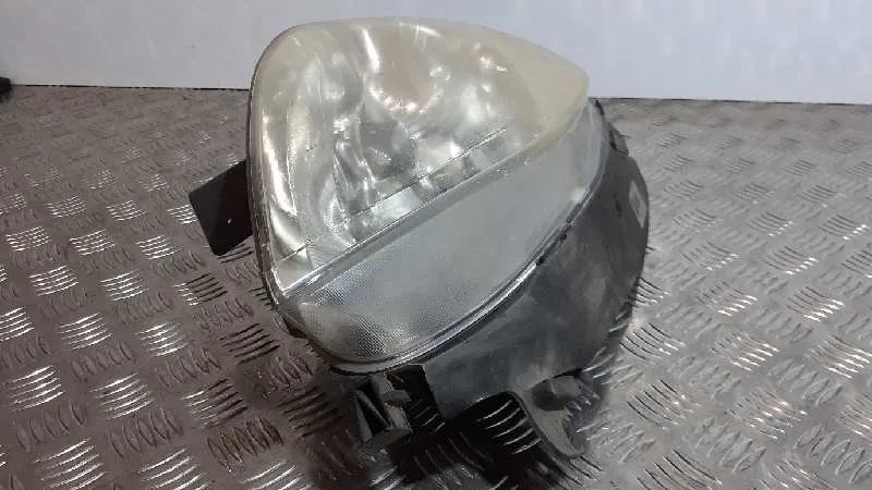 Faro Derecho para Citroën Xsara Picasso