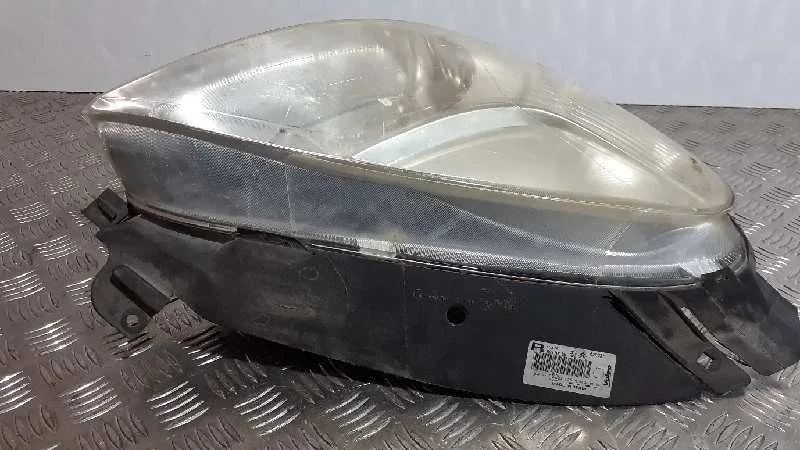 Faro Derecho para Citroën Xsara Picasso