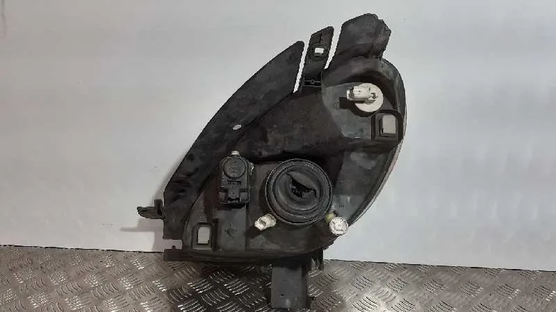 Faro Derecho para Citroën Xsara Picasso
