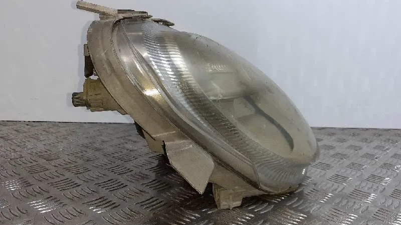Faro Derecho para Mercedes-Benz Clase A (W168)