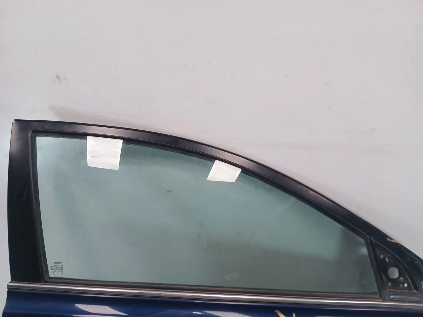 Puerta Delantera Derecha para Toyota Avensis Berlina (T25)
