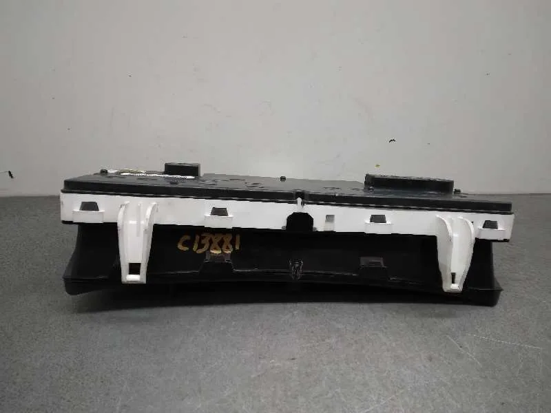 Cuadro Instrumentos para Toyota Corolla Familiar (E12)