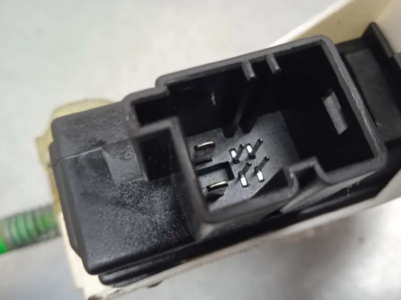 Elevalunas Delantero Izquierdo para Audi Q7 (4L)