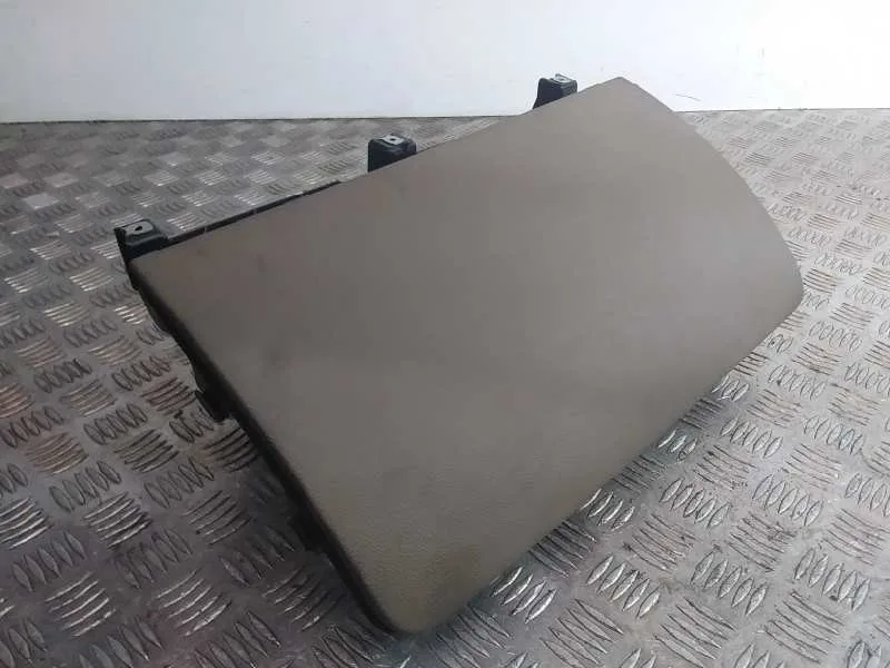 Guantera para Audi Q7 (4L)