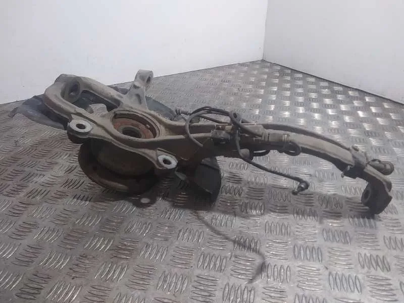 Mangueta Delantera Izquierda para Audi Q7 (4L)