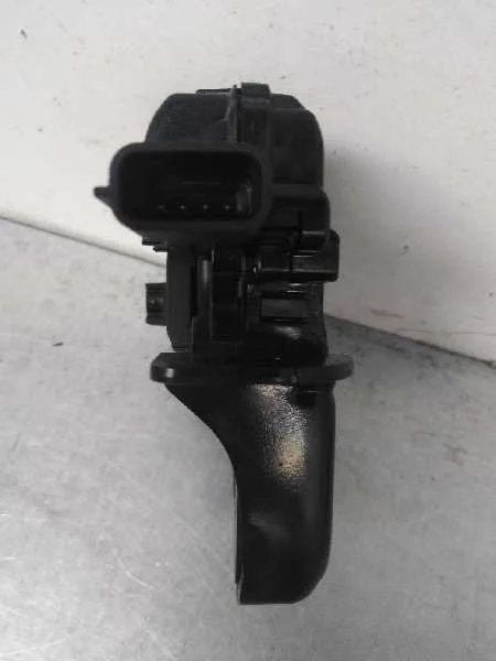 Cerradura Maletero / Porton para Dacia Duster