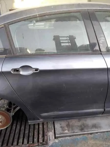 Puerta Trasera Derecha para Citroën C5 Berlina