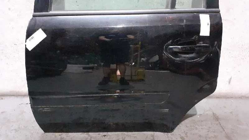 Puerta Trasera Izquierda para Opel Zafira B