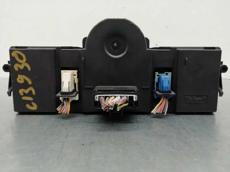 Mando Climatizador para Renault Megane Ii Berlina 5P