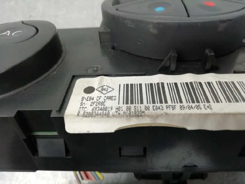 Mando Climatizador para Renault Megane Ii Berlina 5P