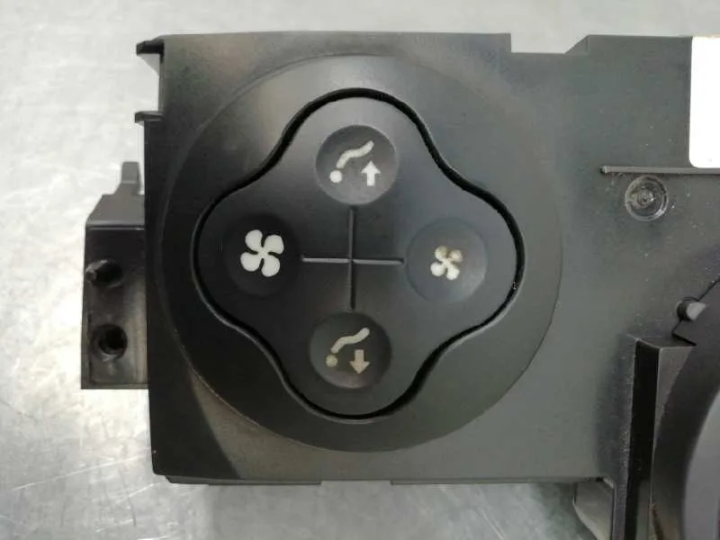 Mando Climatizador para Renault Megane Ii Berlina 5P