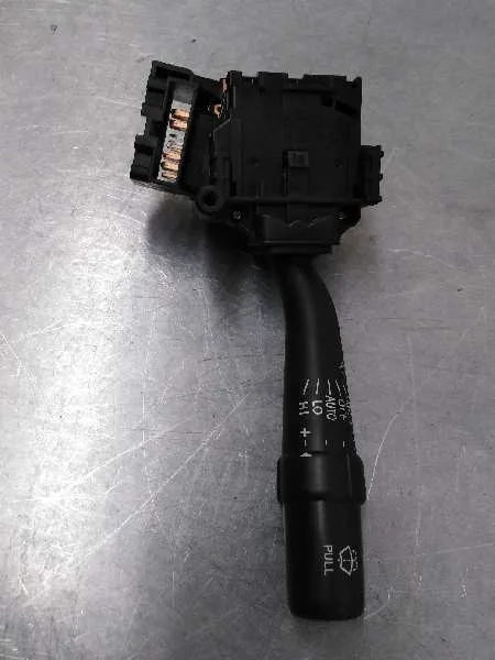 Mando Limpia para Toyota Avensis Berlina (T25)