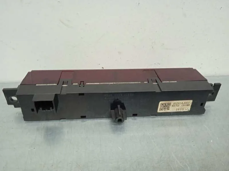Display para Subaru Legacy Lim. B14