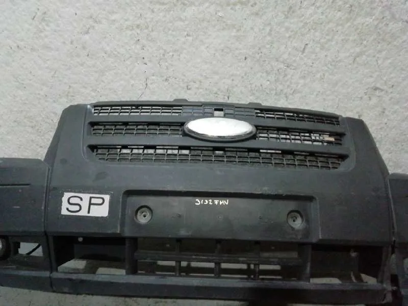 Paragolpes Delantero para Ford Transit Caja Abierta '06