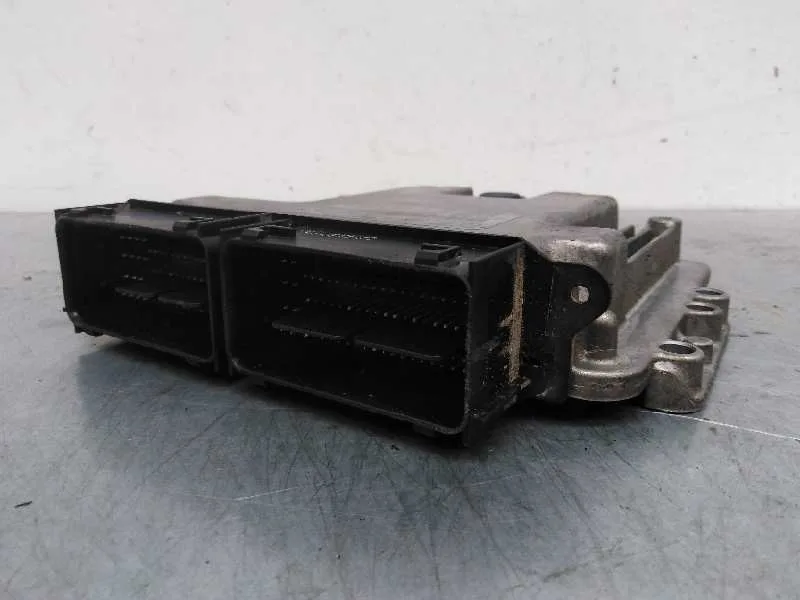 Centralita Motor Uce para Ford Fiesta (Ccn)