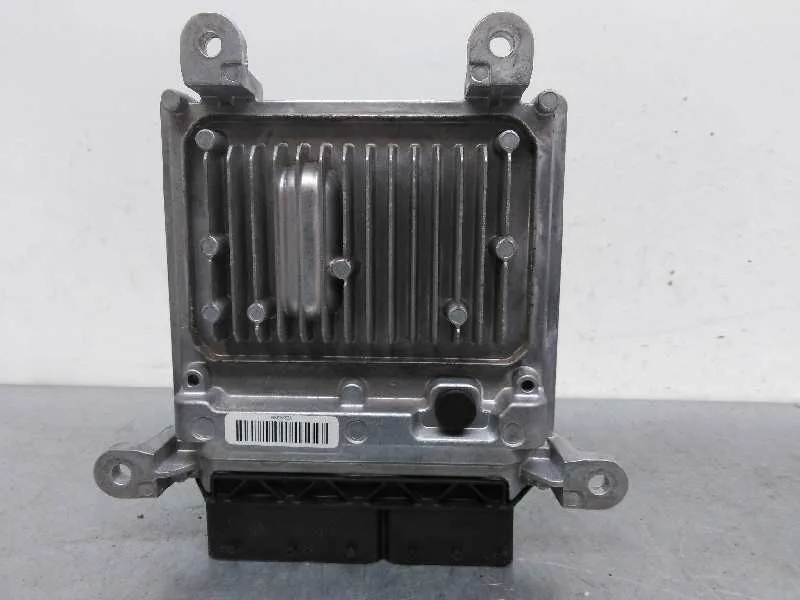 Centralita Motor Uce para Mercedes-Benz Clase C (W204) Lim.