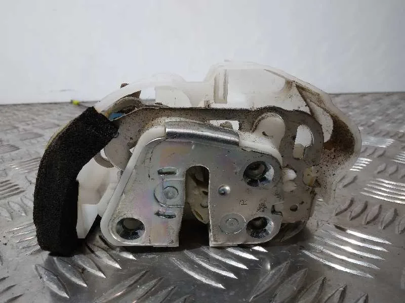 Cerradura Puerta Delantera Derecha para Subaru Impreza G12