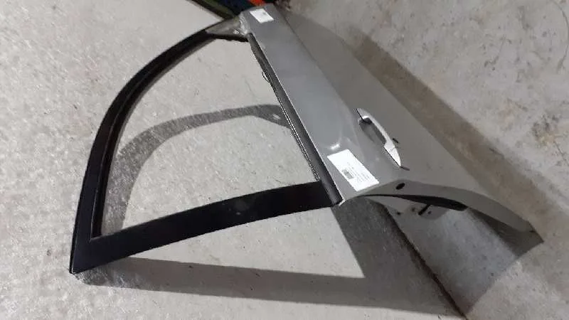 Puerta Delantera Derecha para Subaru Impreza G12