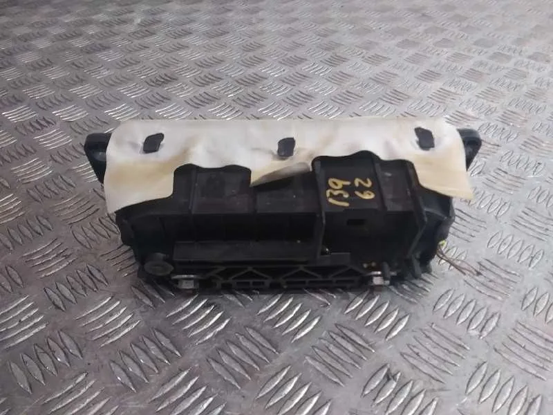 Airbag Delantero Derecho para Volkswagen Passat Lim. (362)