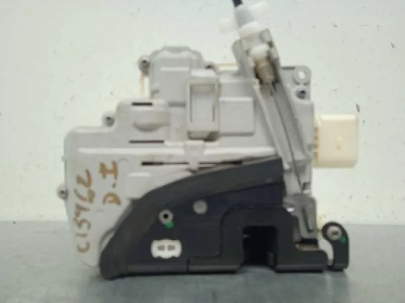 Cerradura Puerta Delantera Izquierda para Volkswagen Passat Lim. (362)