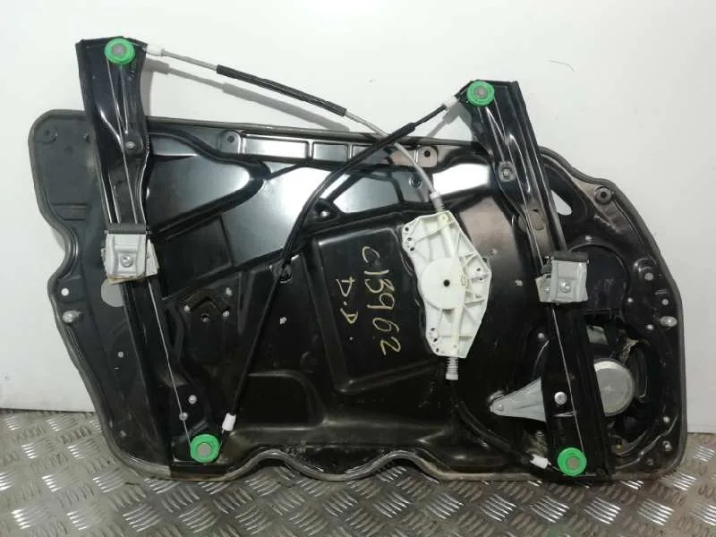 Elevalunas Delantero Derecho para Volkswagen Passat Lim. (362)