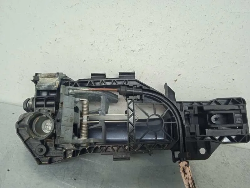 Maneta Exterior Trasera Izquierda para Volkswagen Passat Lim. (362)