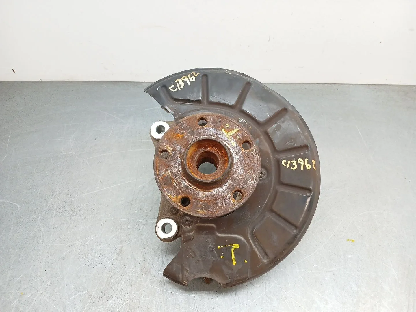 Mangueta Delantera Izquierda para Volkswagen Passat Lim. (362)