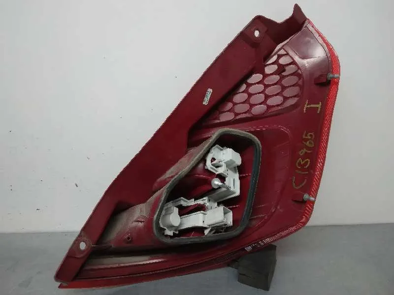Piloto Trasero Izquierdo para Ford Fiesta (Cb1)
