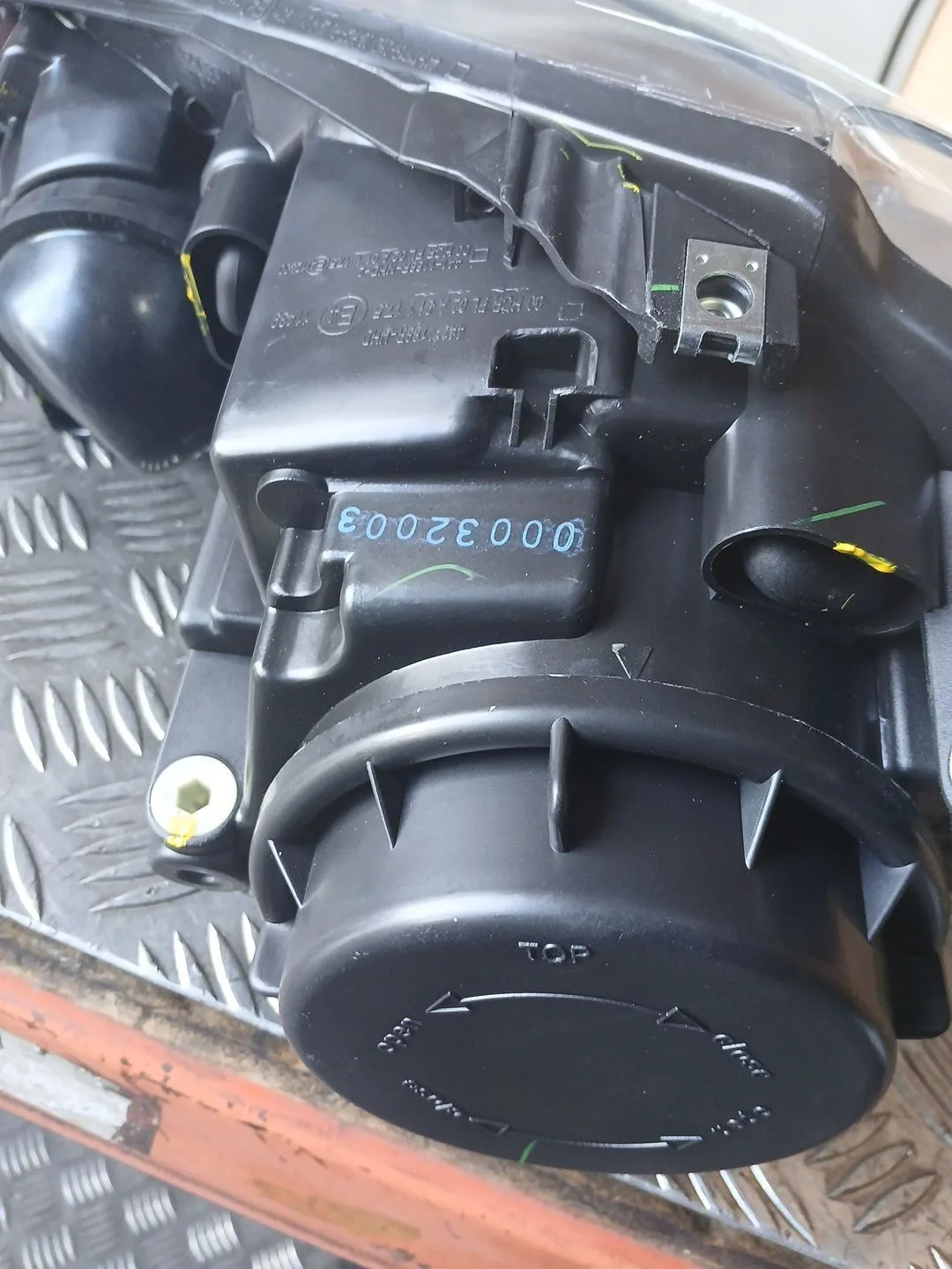 Faro Derecho para Volkswagen Golf V Berlina (1K1)
