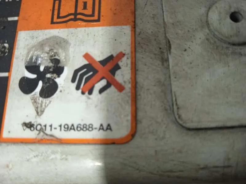 Travesano Superior para Ford Transit Caja Abierta '06