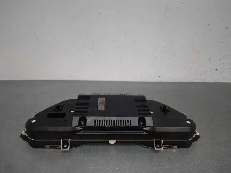 Cuadro Instrumentos para Audi A6 Berlina (4F2)