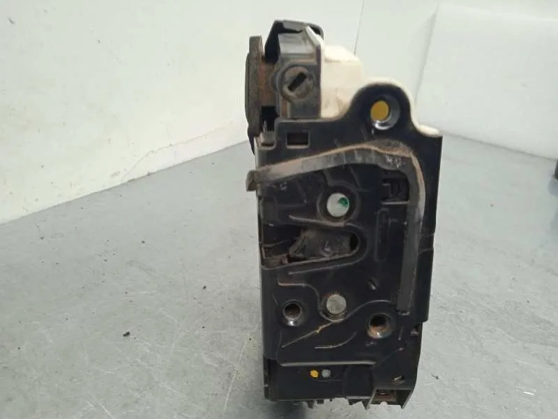 Cerradura Puerta Delantera Derecha para Volkswagen Polo (6R1)