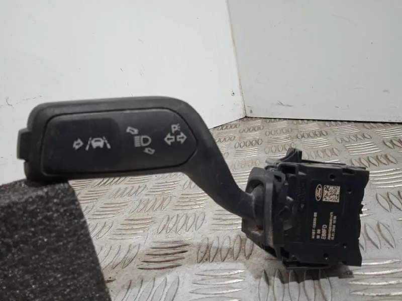 Mando Intermitentes para Ford Focus