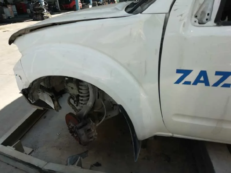 Aleta Delantera Izquierda para Nissan Navara Pick-Up (D40M)