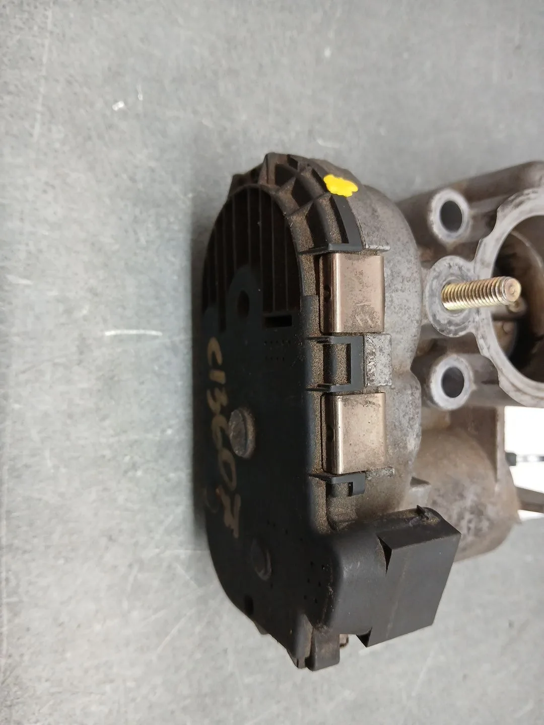 Caja Mariposa para Opel Corsa C