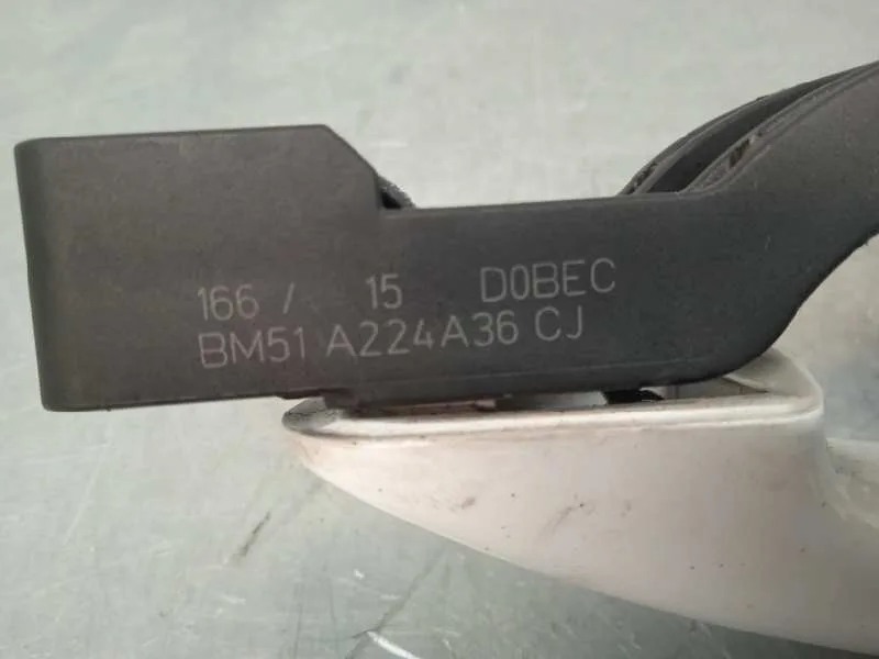 Maneta Exterior Delantera Derecha para Ford Focus Lim.