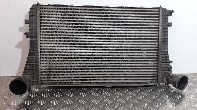Intercooler para Skoda Octavia Berlina (1Z3)