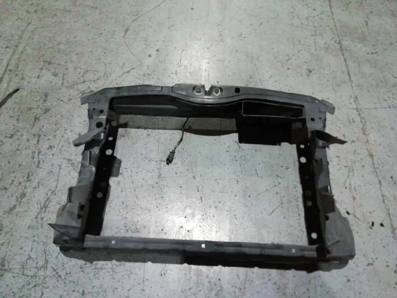 Panel Frontal para Skoda Octavia Berlina (1Z3)