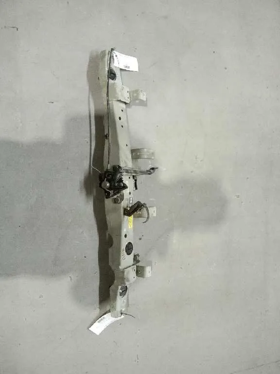 Travesano Superior para Nissan Micra V (K14)
