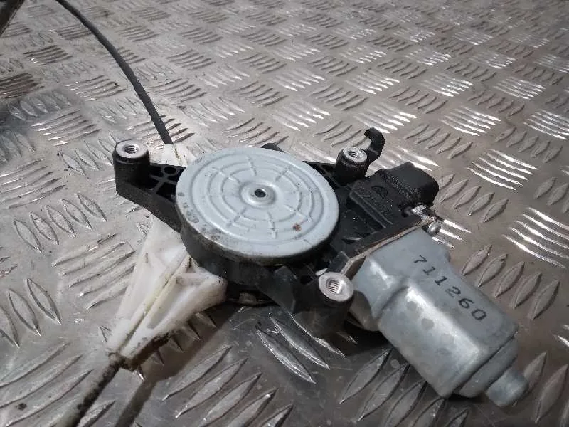 Elevalunas Delantero Derecho para Subaru Impreza G12