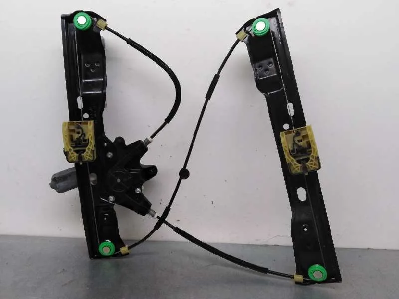 Elevalunas Delantero Derecho para Ford Focus Lim. (Cb8)